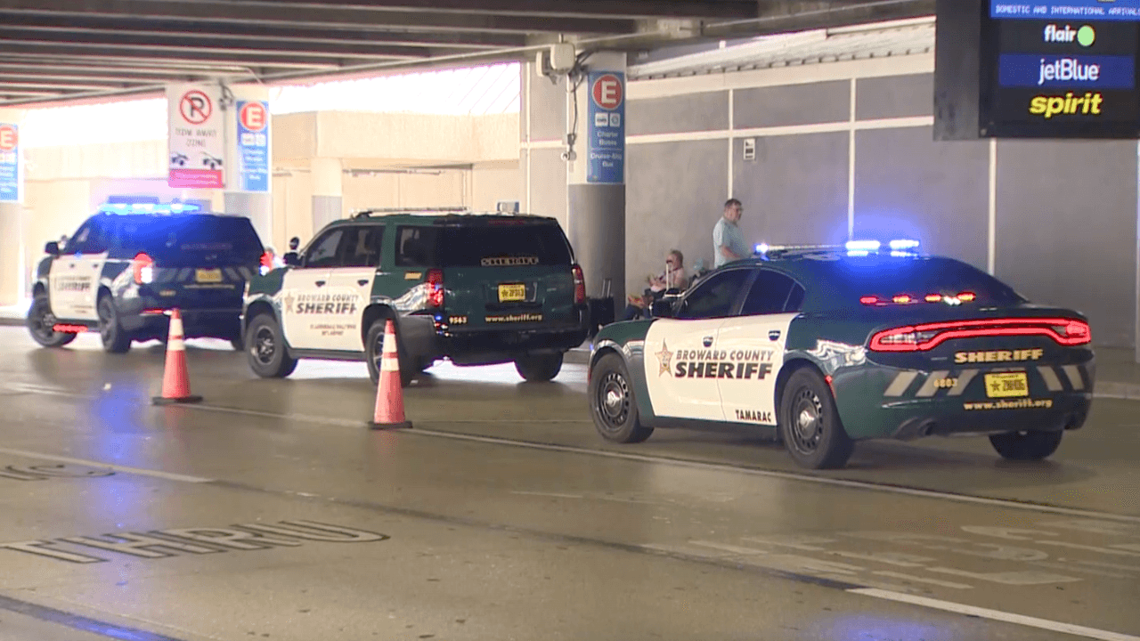 Man Arrested After Bomb Threat on JetBlue Flight at Fort Lauderdale-Hollywood International Airport