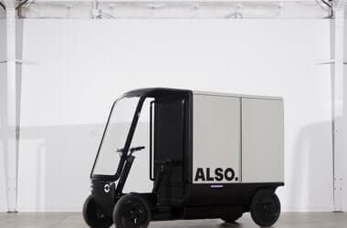 Amazon wants to buy ‘thousands’ of Rivian’s pedal-assist cargo bikes