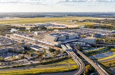 These Are the 11 Biggest Airports in the U.S.—A List That Might Surprise You