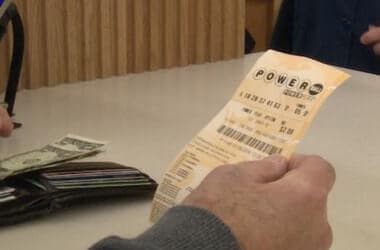 $50K Powerball ticket sold in Hayward